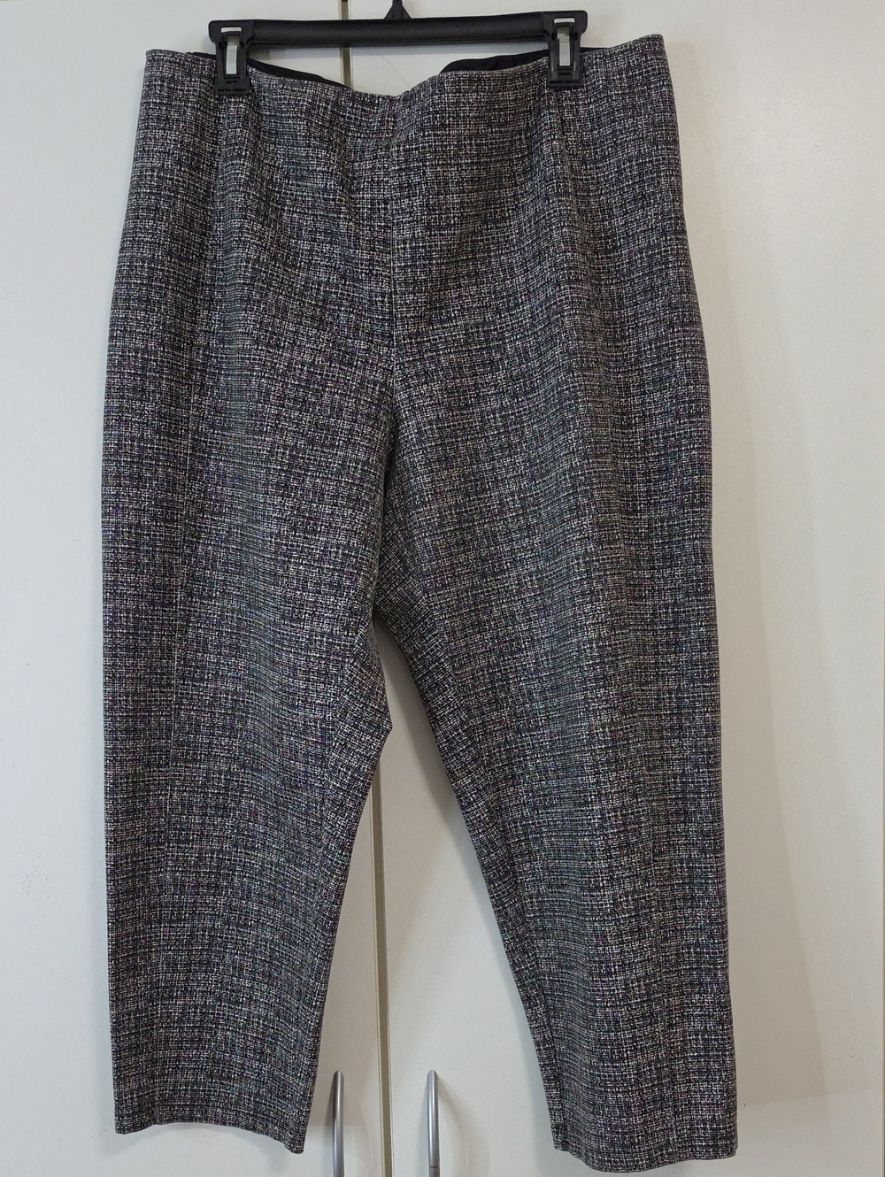 Liverpool Gray Tweed Cropped Ankle Pants